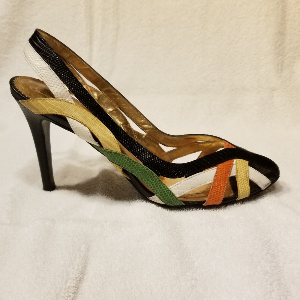 Sz 9 Report Signature "Toucan" slingback